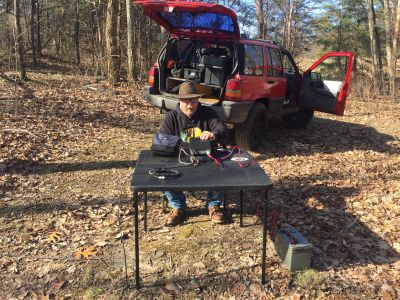 Today we went to Crockford-Pigeon Mtn WMA K-3742 and set up on South Brow road on top of the mountain. Allen  tried a new band today, 15 meters. In 4 hours made 14 contacts and used 75% of my battery calling CQ, made 1 P2P and 3 DX contacts. Got the activation but it was work. The first contact I had was from Italy and he was hunting parks. Had to QSY twice, once due to YL in Saudi Arabia (the first female ham in the kingdom HZ1HZ ) she could not hear us when she started and then the pile up was huge.
