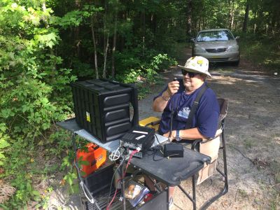 The terrestrial weather was hot, the solar weather was stormy but we had fun anyway.

Activating the Otting WMA US-7913 on Thursday Aug 1 saw John KB4QXI make 27 contacts with 7 Park to Park contacts on 20 meters. Allen KN4FKS made 11 contacts on 40, 15, and finally 20 meters with 2 P2P contacts. Dan K2DTS set up on several bands both SSB and digital but did not report his tally for this report. 

Otting got activated with lots of sweat on the operators and even the radio equipment got hot! 
